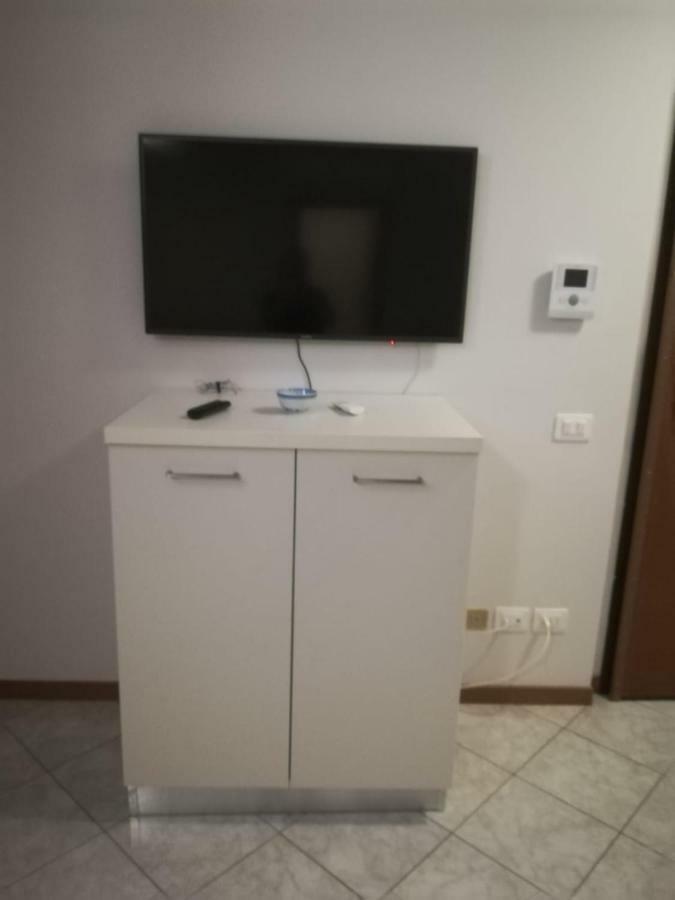 Appartamenti a breve termine Da Lucy Legnago Esterno foto